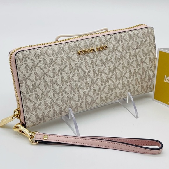 Michael Kors Large Continental Wallet Wristlet - Picture 5 of 7